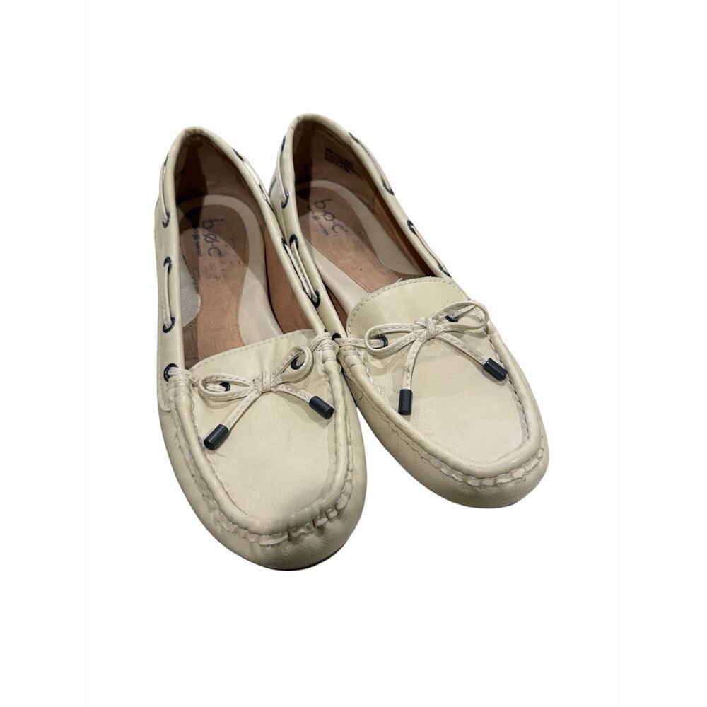 Womens 7M Leather Casual Shoe Daily Wear Work Slip On Office Loafer Prep Resort